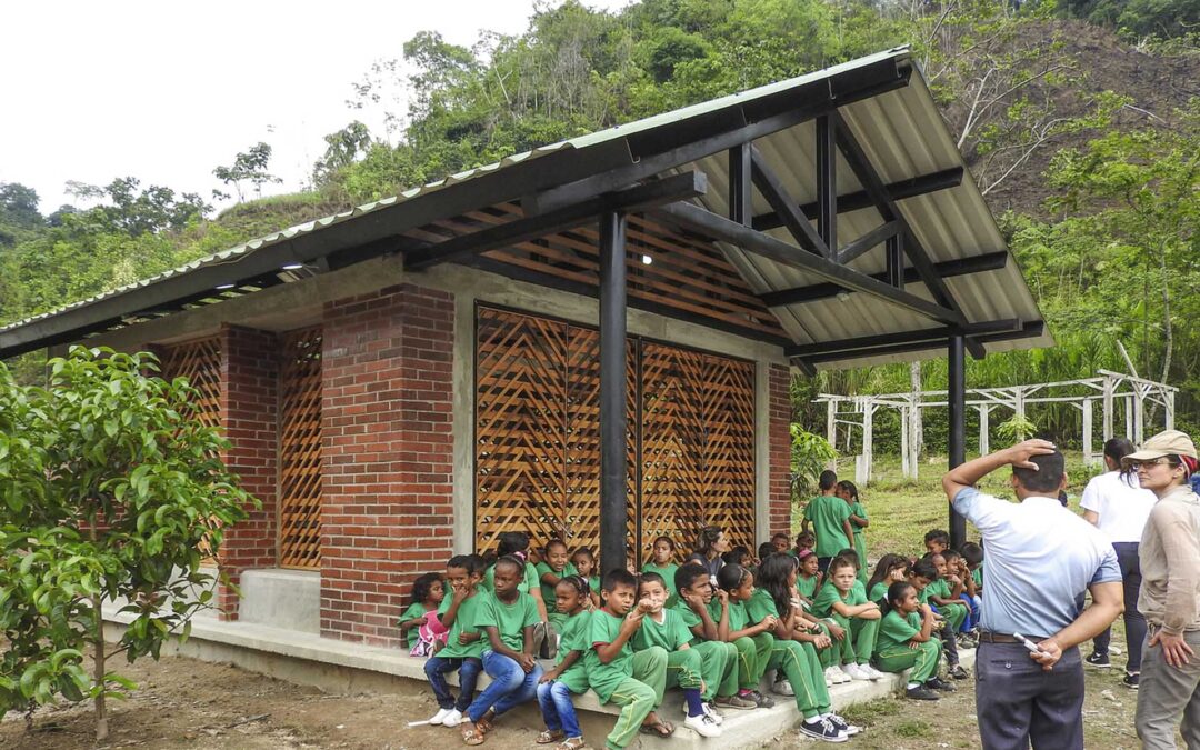 Una arquitectura mestiza para territorios diversos